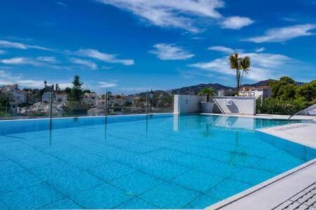 Royal Palm 22 Luxurious 3 Bedroom Penthouse Nerja Exteriér fotografie