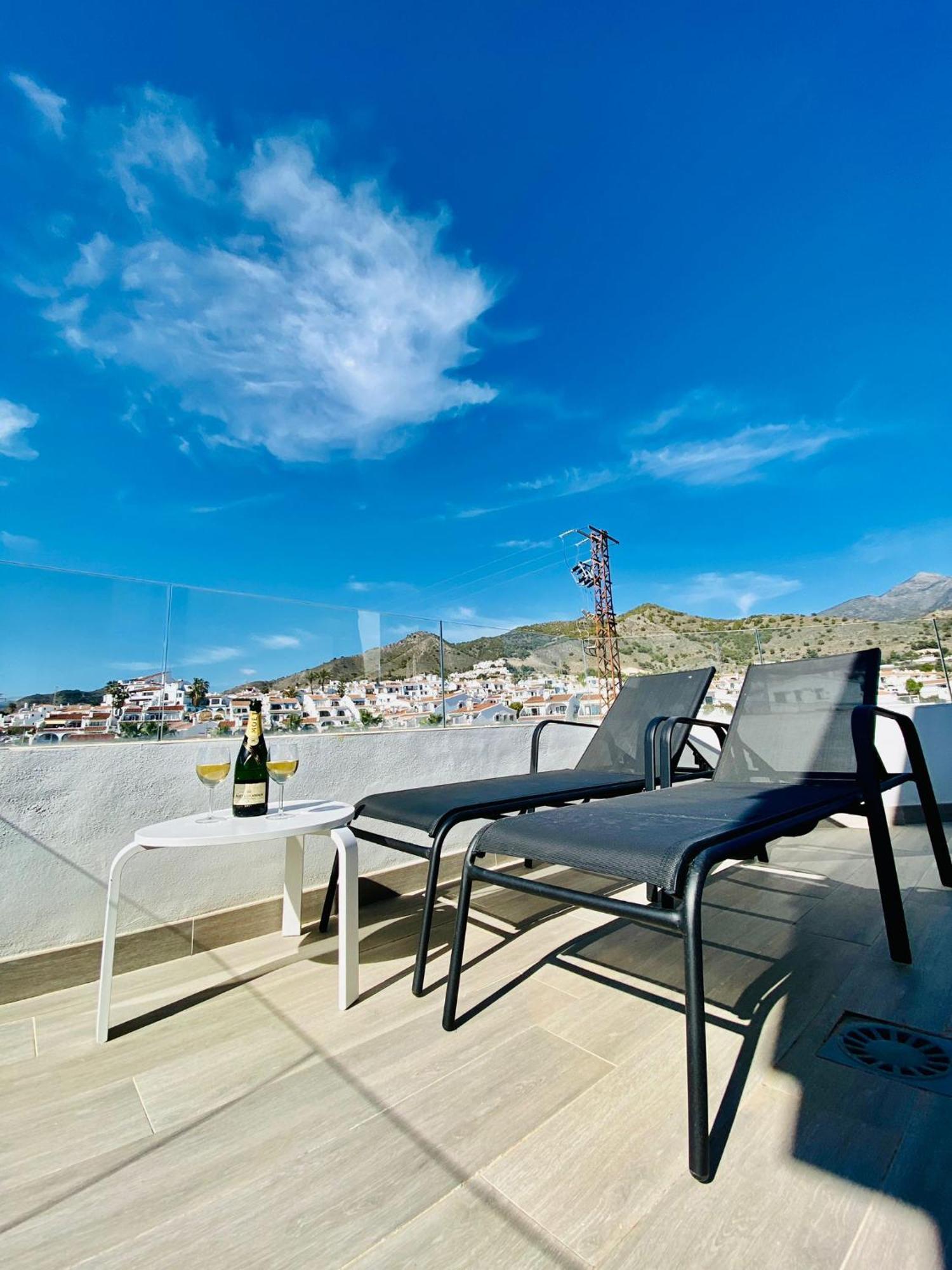 Royal Palm 22 Luxurious 3 Bedroom Penthouse Nerja Exteriér fotografie
