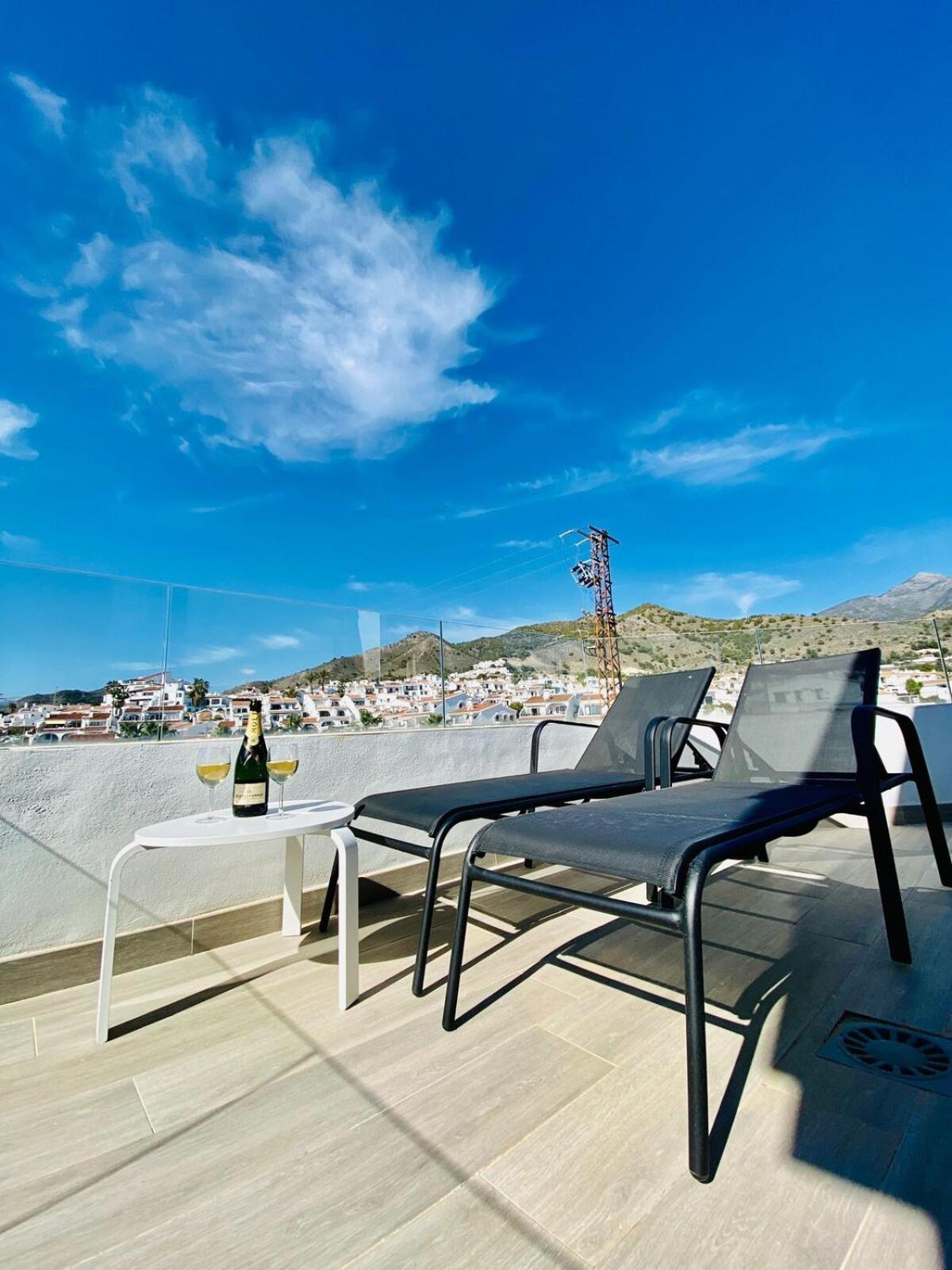 Royal Palm 22 Luxurious 3 Bedroom Penthouse Nerja Exteriér fotografie